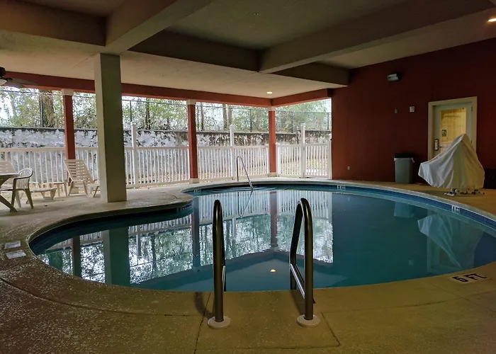 Country & By Radisson, Tallahassee-university Area, Fl