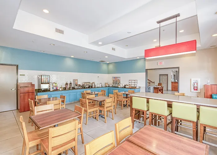 Hotel Country & By Radisson, Tallahassee-university Area, Fl Tallahassee