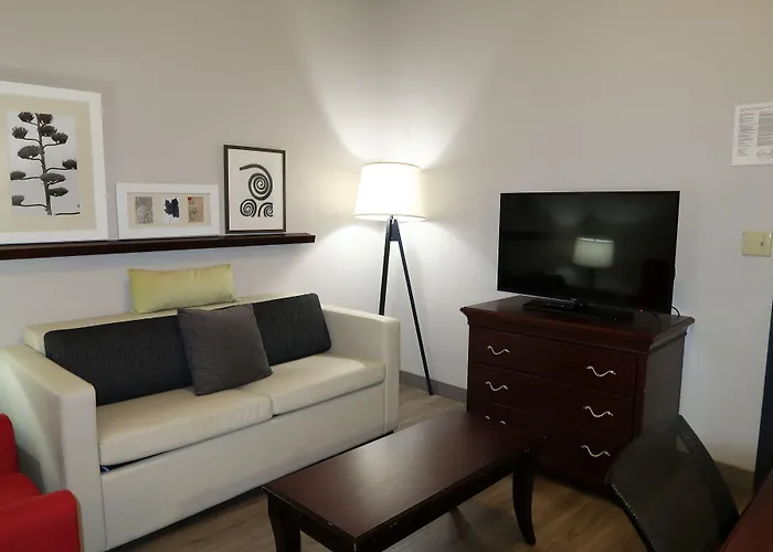 Country & By Radisson, Tallahassee-university Area, Fl Hotel